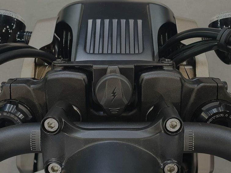 SRV 700