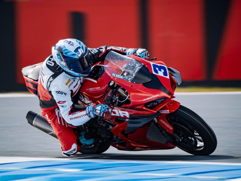 QJMOTOR SRK 800RR – sylwetka motocykla