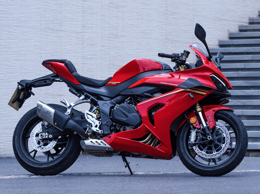 QJMOTOR SRK 800RR – detale i stylistyka