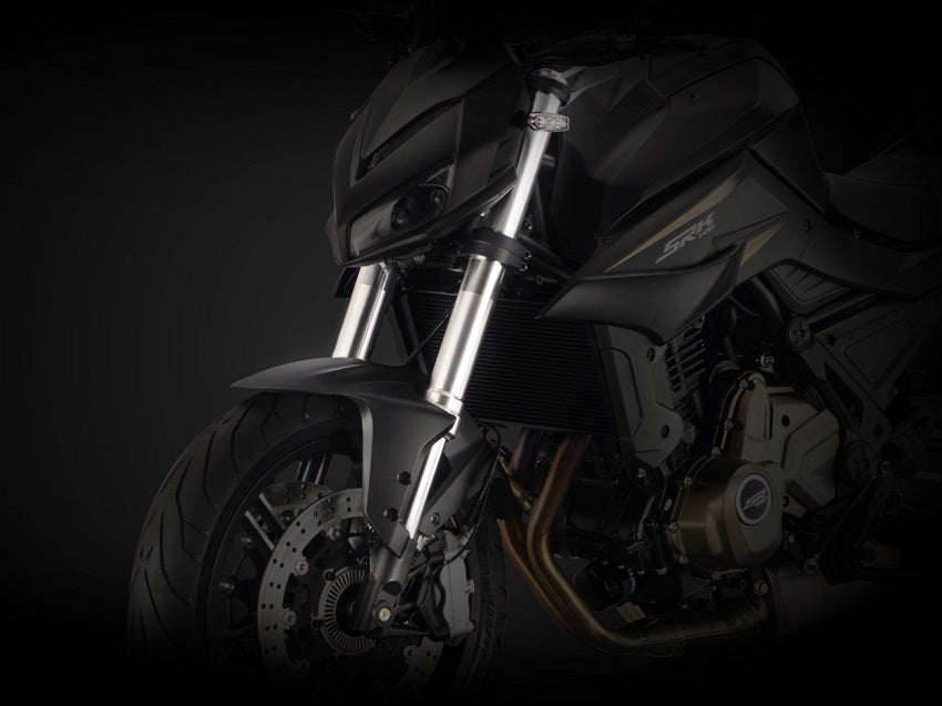 QJMOTOR SRK 700 – przednie zawieszenie