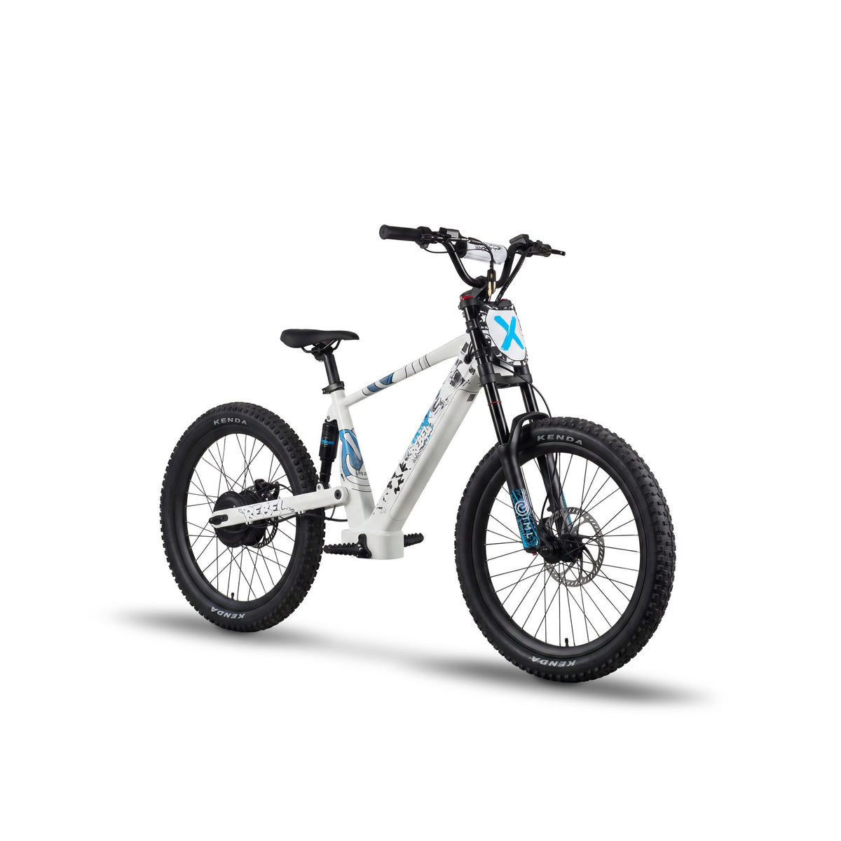 REBEL PRO 24 - widok od przodu