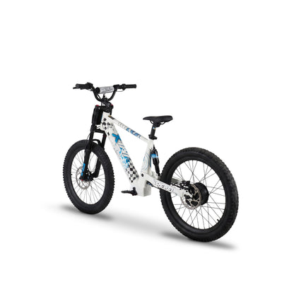 REBEL PRO 24 - widok od tyłu
